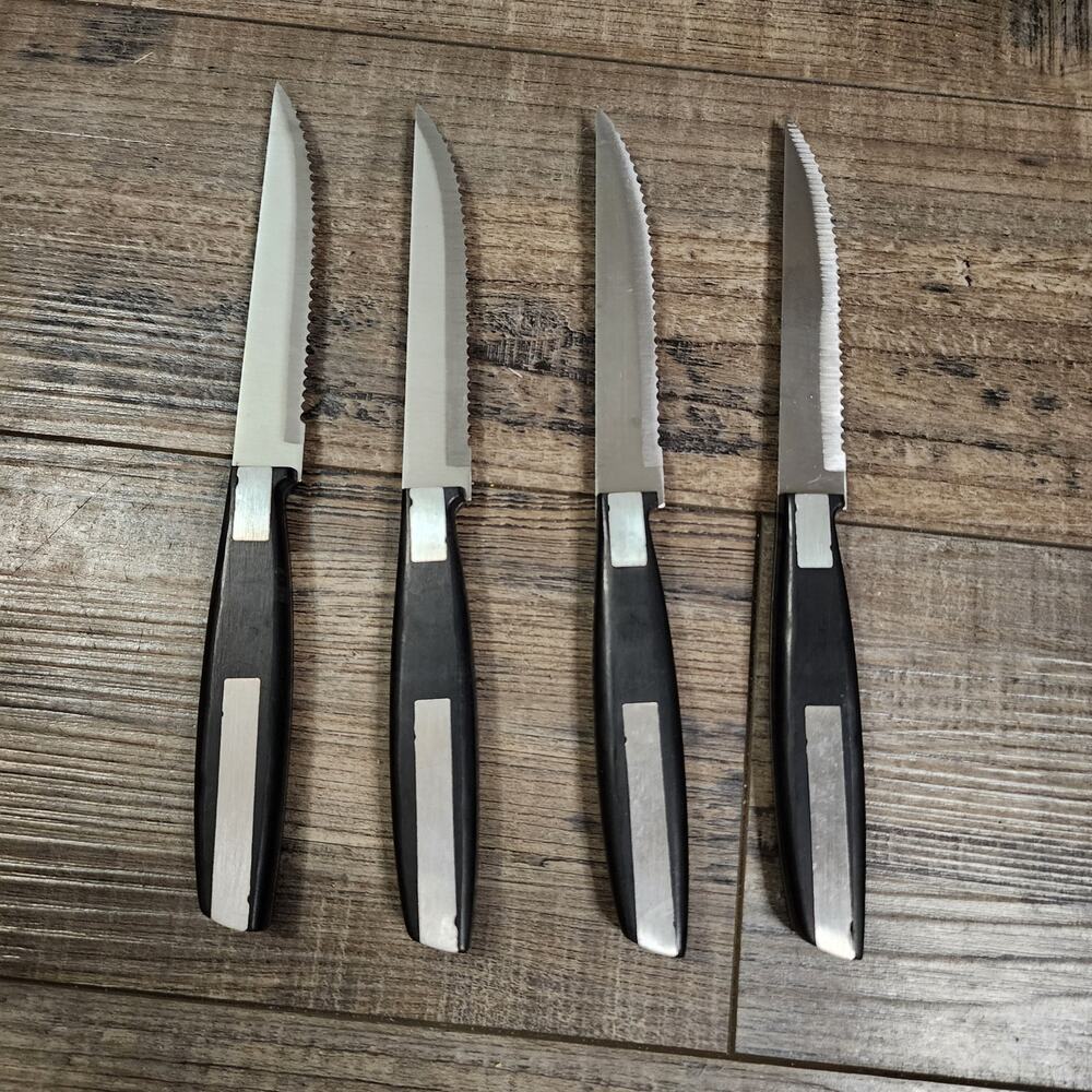 Set of 4 Sharper Image Steak Knives  X